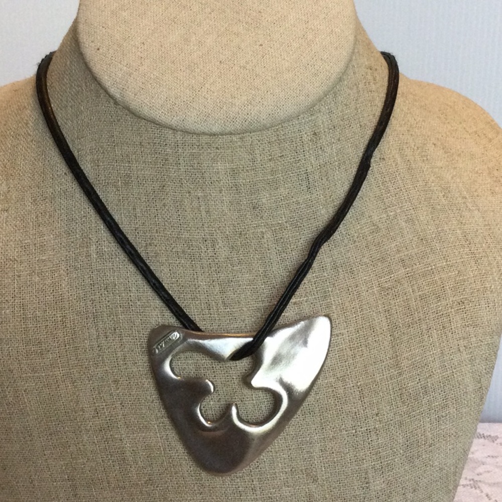 SOLD Vintage Alexis Kirk Pendant